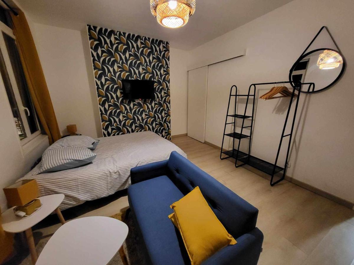 Deguise 9 Apartment Валенсиен Екстериор снимка